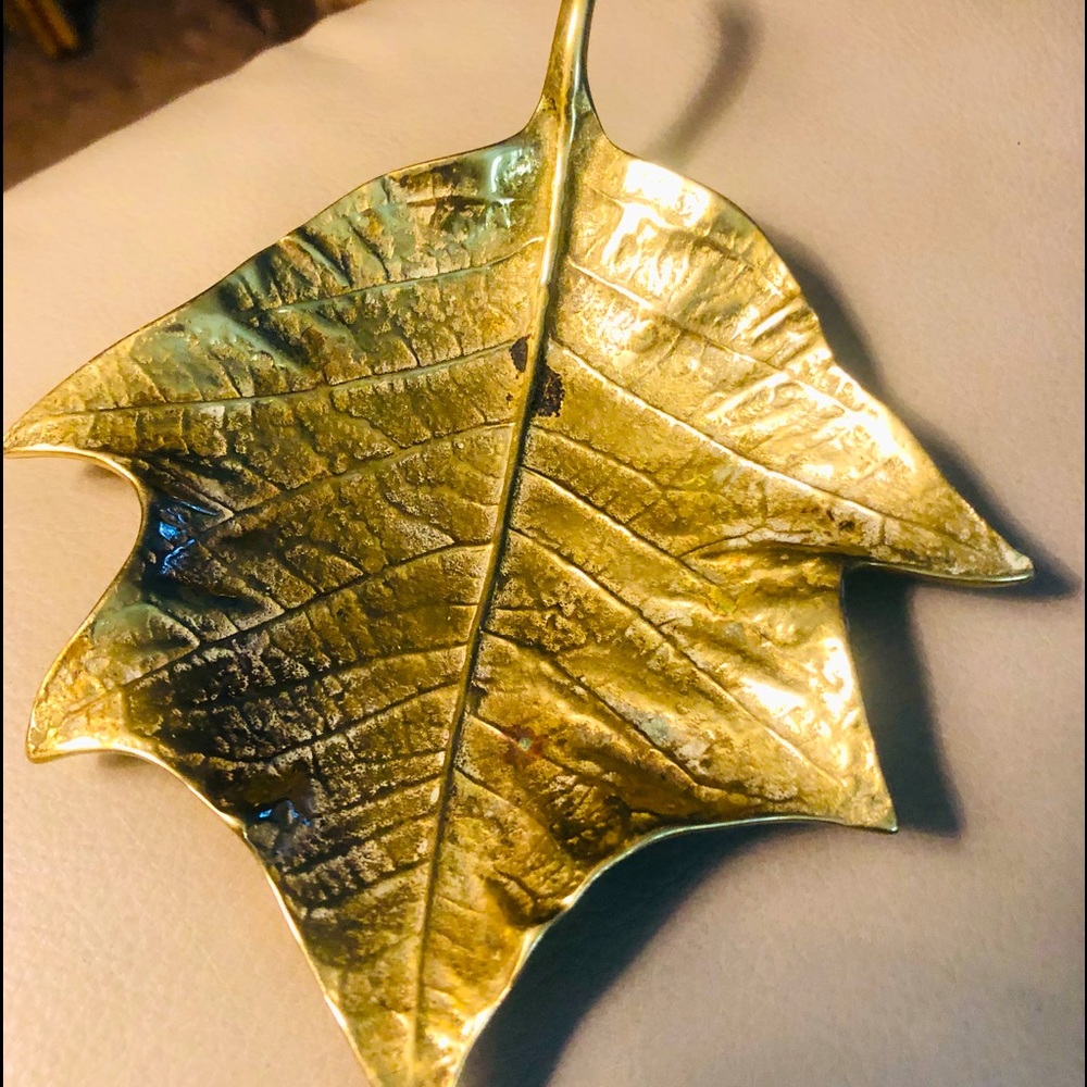 Vintage Cast Brass 6" Poinsettia